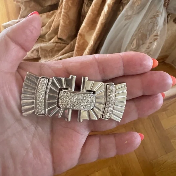 Judith Leiber crystal Swarovski metalic bow pin brooch. New - Picture 5 of 16